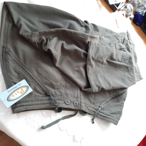 Ladies plus size pants. - Picture 8 of 10